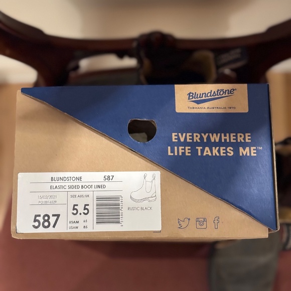 Blundstone (Rustic Black - Size 5.5 Australia / 8.5 US) - Picture 3 of 5